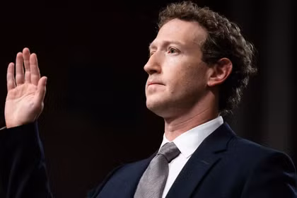 Mark Zuckerberg, CEO của Meta, tại phiên điều trần của Ủy ban Tư pháp Thượng viện Mỹ. Ảnh: Getty.