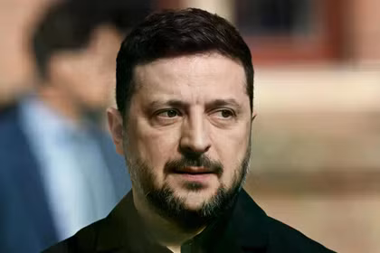 Tổng thống Volodymyr Zelensky đến dự lễ trao giải Bốn Quyền Tự do Quốc tế của Quỹ Roosevelt tại Middelburg, Hà Lan vào ngày 16/4. Ảnh: AFP.