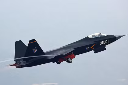 Chiến đấu cơ tàng hình, đa năng J-35 của Trung Quốc. Ảnh: IE.