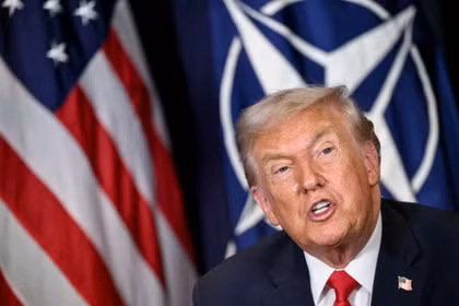 Tổng thống Mỹ Donald Trump đã bày tỏ nghi ngờ về việc liệu các đồng minh của Mỹ có đứng ra bảo vệ nước này hay không. Ảnh: AFP.