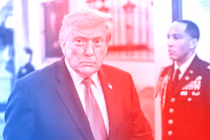 Tổng thống Donald Trump nhiều lần cam kết nước Mỹ sẽ không sa vào những cuộc chiến mới. Ảnh: EPA.