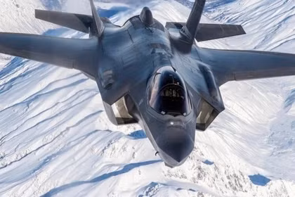 Máy bay chiến đấu thế hệ thứ 5 F-35A do Mỹ chế tạo. Ảnh: MW.