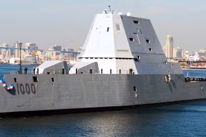 Tàu khu trục USS Zumwalt của Hải quân Mỹ. Ảnh: MW.