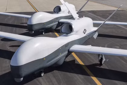Máy bay giám sát không người lái MQ-4C Triton của Hải quân Mỹ. Ảnh: MW.