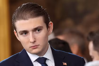 Barron Trump tham dự lễ nhậm chức của Tổng thống đắc cử Donald Trump tại Điện Capitol vào ngày 20/1/2025. Ảnh: Reuters.