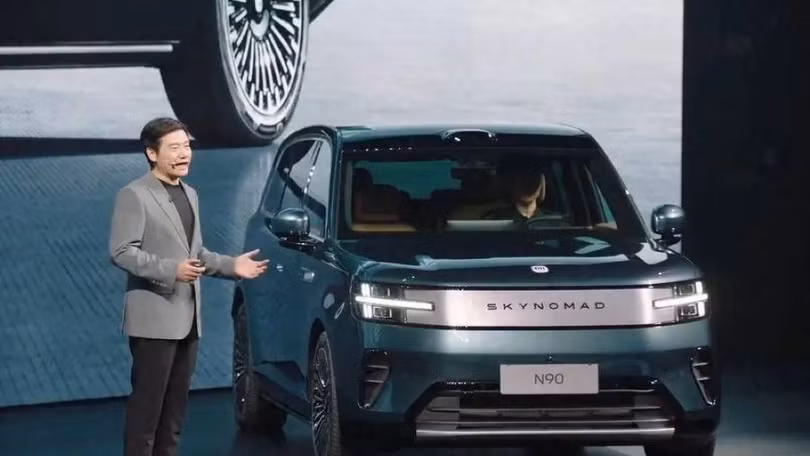 Xiaomi “bốc hơi” 124 tỷ USD vốn hóa, xe Skynomad là quân bài cuối cùng của CEO Lôi Quân để có thể hồi sinh. Ảnh: Sina.