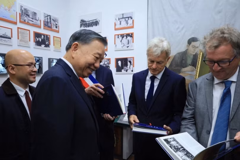 anh-1-7885.jpg