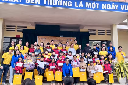 PVcomBank được vinh danh “Ngân hàng Tiêu biểu vì Cộng đồng”