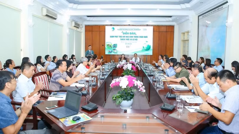 Giảm phát thải khí nhà kính để ngành chăn nuôi phát triển bền vững