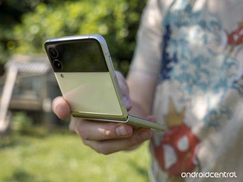 Galaxy Z Flip 3 đã "gãi đúng chỗ ngứa" của người tiêu dùng (Ảnh: Android Central)