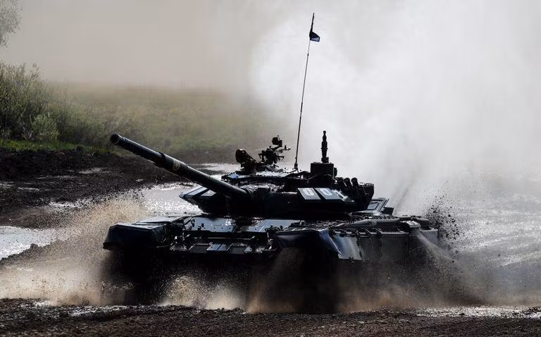 Xe tăng chiến đấu chủ lực T-72B3 (Ảnh: Popular Mechanics)