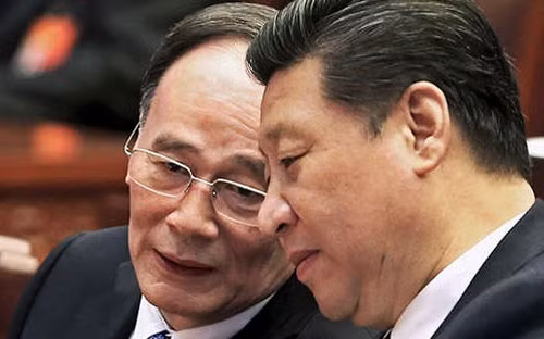 Ông Vương Kỳ Sơn và Tập Cận Bình.