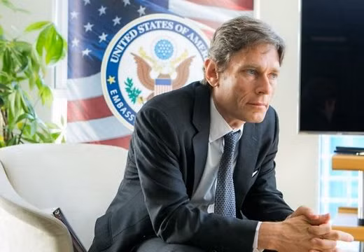 Ông Tom Malinowski.