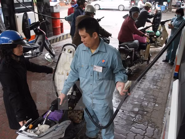 Thủ tướng đồng ý thay đổi cách xác định thuế nhập khẩu xăng dầu