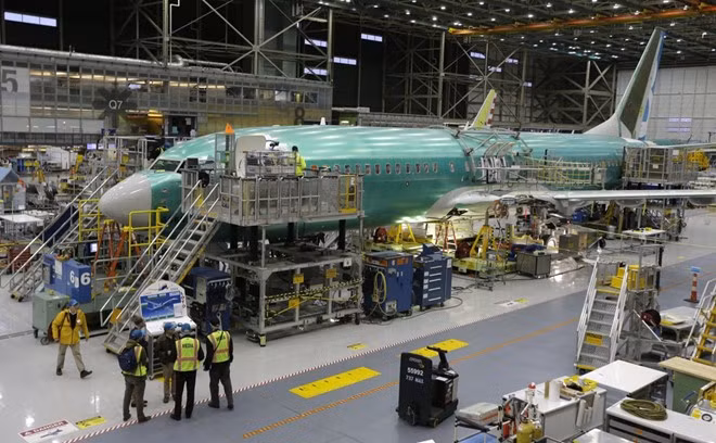 Chiếc Max 737 thứ 2 và thứ 3 đang trong quá trình hoàn thiện. 'Siêu máy bay' Boeing Max 737 có gì đặc biệt?