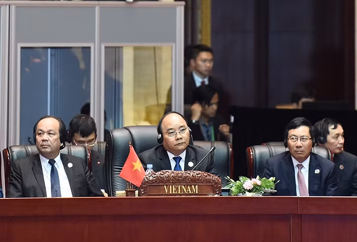 Thủ tướng Nguyễn Xuân Phúc tại Hội nghị cấp cao ASEAN - Trung Quốc. 