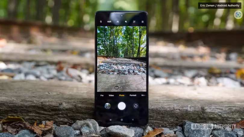 AI sẽ là nền tảng trong tương lai? (Ảnh: Android Authority) AI sẽ là nền tảng trong tương lai? (Ảnh: Android Authority)