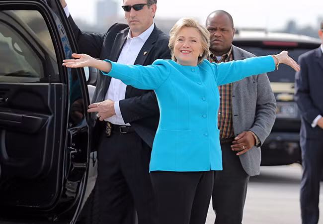 Bà Hillary Clinton đã chuẩn bị pháo hoa ở New York mừng thắng cử?