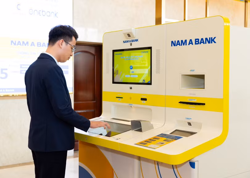 Hinh Nam A Bank 2.jpg