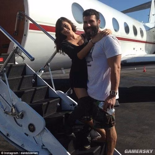 Nhà giàu hợm của khoe siêu xe và cuộc sống trác táng ảnh 17 Nhà giàu hợm của khoe siêu xe và cuộc sống trác táng ảnh 17