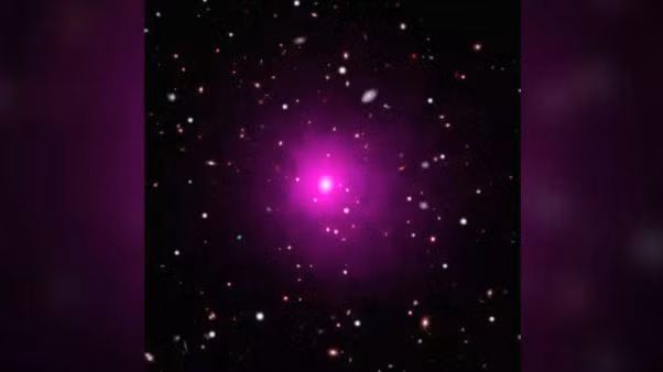 Hố đen vũ trụ (Ảnh: Live Science)