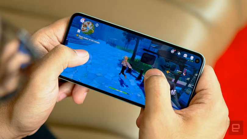 Hiệu năng là một điểm trừ lớn trên Google Pixel 5 (Ảnh: Engadget)