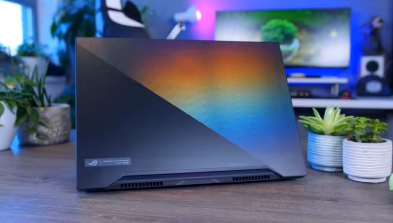 Hệ thống tản nhiệt trên Asus ROG Zephyrus M15 hoạt động tốt (Ảnh: PC Mag) Hệ thống tản nhiệt trên Asus ROG Zephyrus M15 hoạt động tốt (Ảnh: PC Mag)
