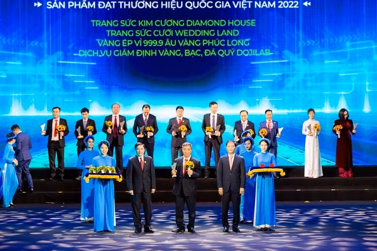 DOJI 12 năm liên tiếp được công nhận Thương hiệu quốc gia