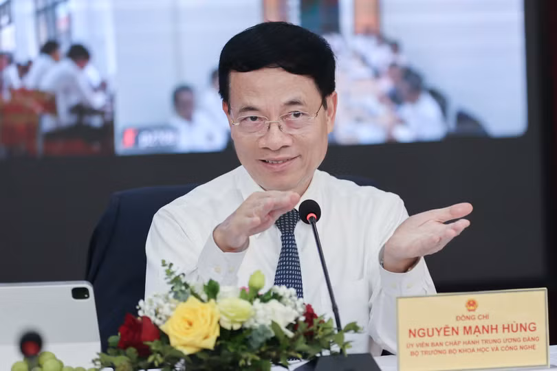 20-5 nguyen-manh-hung-105628.jpg