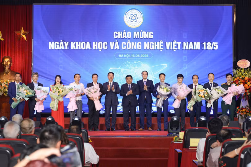 KHCN11.jpg