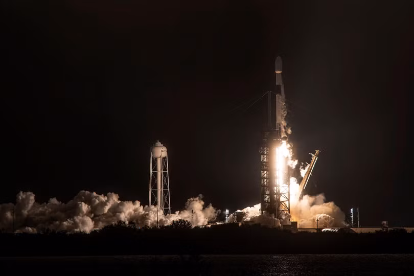 Sứ mệnh Starlink 17 của SpaceX cất cánh trên tên lửa Falcon 9 từ Khu liên hợp phóng 39A tại Trung tâm Vũ trụ Kennedy của NASA ở Florida, vào ngày 4 tháng 3 năm 2021 (Ảnh: SPACE)