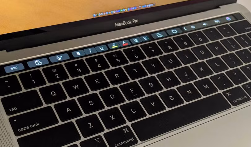 Bàn phím đem đến trải nghiệm gõ tuyệt vời (Ảnh: Laptop Mag)