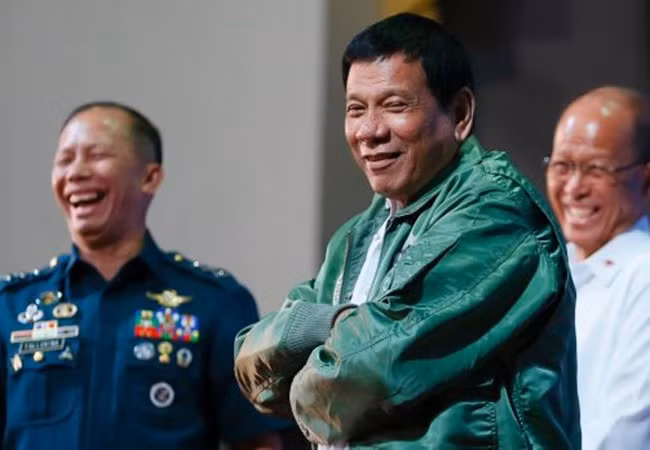 Ông Duterte đang thực hiện chuyển hướng ngoại giao quan trọng