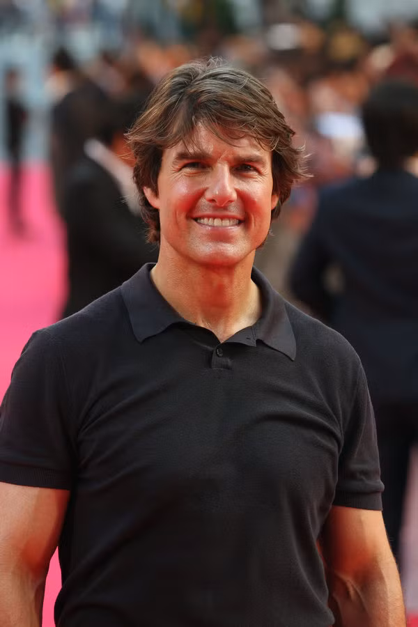 Scarlett Johansson, Channing Tatum, Sandra Bullock, Hugh Jackman, Tom Cruise, Dwayne 'The Rock' Johnson, Bradley Cooper, Leonardo DiCaprio, Robert Downey Jr., Jennifer Lawrence Scarlett Johansson, Channing Tatum, Sandra Bullock, Hugh Jackman, Tom Cruise, Dwayne 'The Rock' Johnson, Bradley Cooper, Leonardo DiCaprio, Robert Downey Jr., Jennifer Lawrence