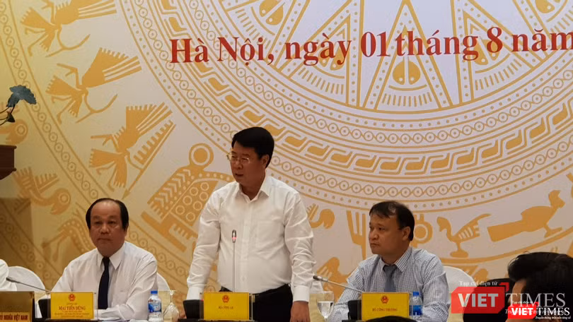 Thượng tướng Bùi Văn Nam - Thứ trưởng Bộ Công an tại Họp báo Chính phủ thường kỳ ngày 1/8/2018