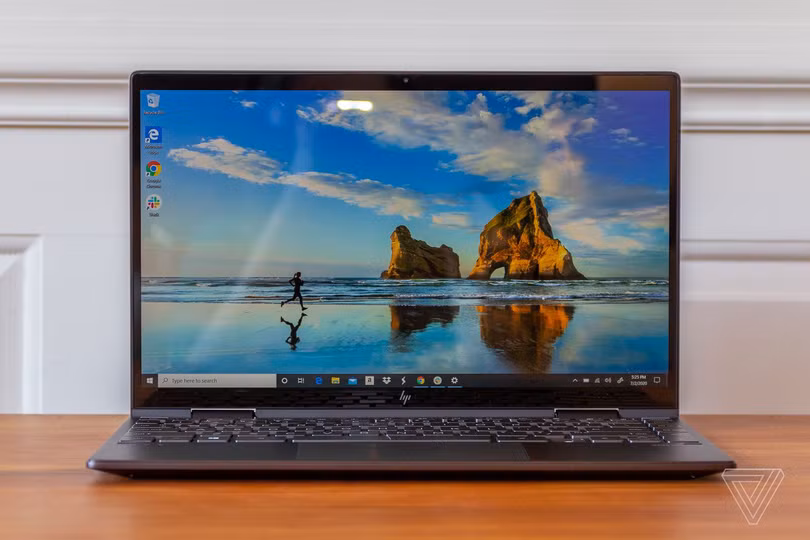 HP Envy X360 2020 (Ảnh: The Verge) HP Envy X360 2020 (Ảnh: The Verge)