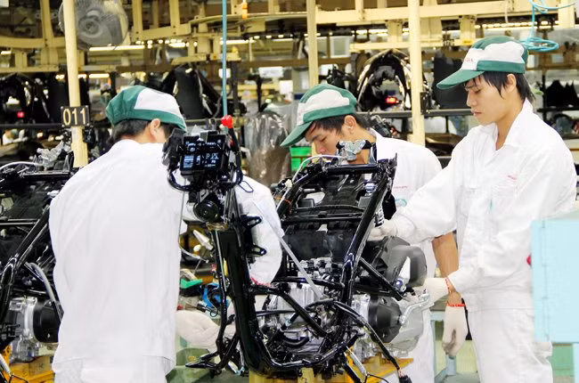 Lắp ráp xe máy của Honda Việt Nam tại nhà máy ở tỉnh Vĩnh Phúc