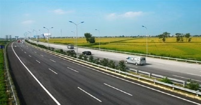 Đề xuất mức phí tới 180.000 đồng/xe trên cao tốc Hà Nội - Hải Phòng