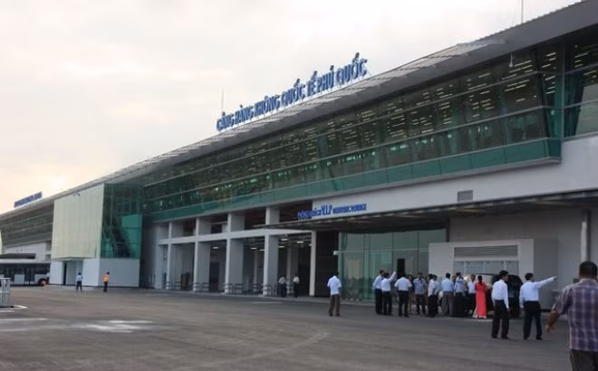 Trình phương án nhượng quyền khai thác sân bay Phú Quốc