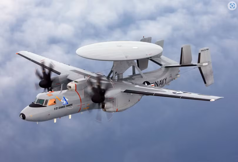 Máy bay E-2D Advanced Hawkeye thực hiện chuyến bay thử nghiệm gần St. Augustine, Florida (Ảnh: The Drive) Máy bay E-2D Advanced Hawkeye thực hiện chuyến bay thử nghiệm gần St. Augustine, Florida (Ảnh: The Drive)