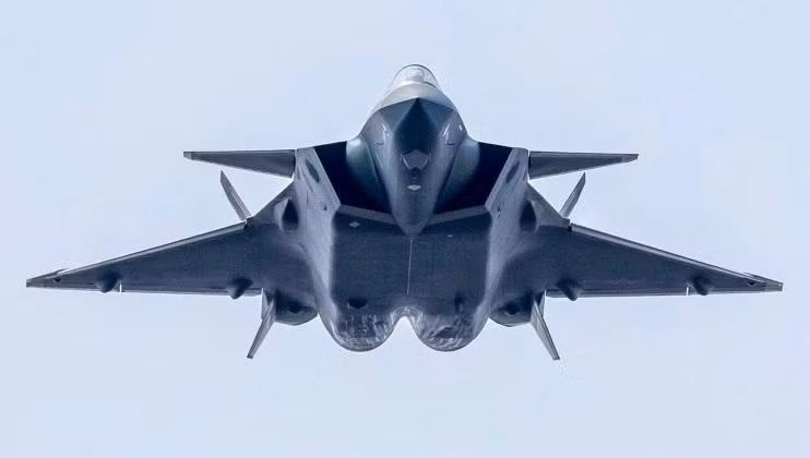 Máy bay chiến đấu thế hệ thứ năm J-20A của Trung Quốc (Ảnh: Military Watch Magazine) Máy bay chiến đấu thế hệ thứ năm J-20A của Trung Quốc (Ảnh: Military Watch Magazine)