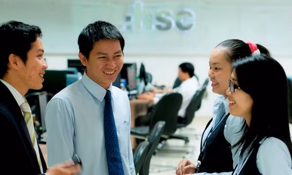 Vinamilk, HSC, Đạm Phú Mỹ quản trị công ty đứng đầu Việt Nam