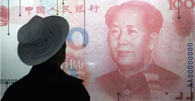 Hai lựa chọn của đồng nhân dân tệ