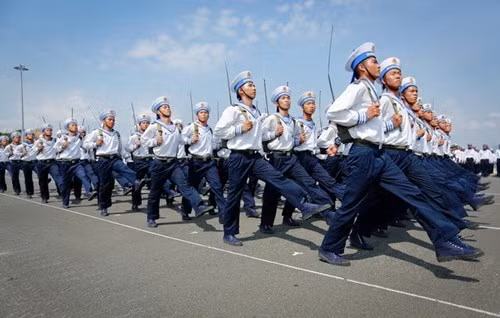 Hải quân nhân dân Việt Nam sẵn sàng bảo vệ chủ quyền biển đảo thiêng liêng