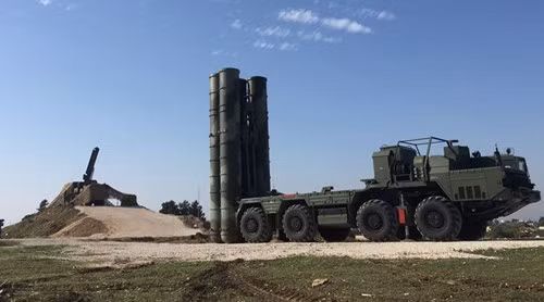 Nga đã xác định kẻ ra lệnh bắn chết phi công Su-24 ở Syria ảnh 1