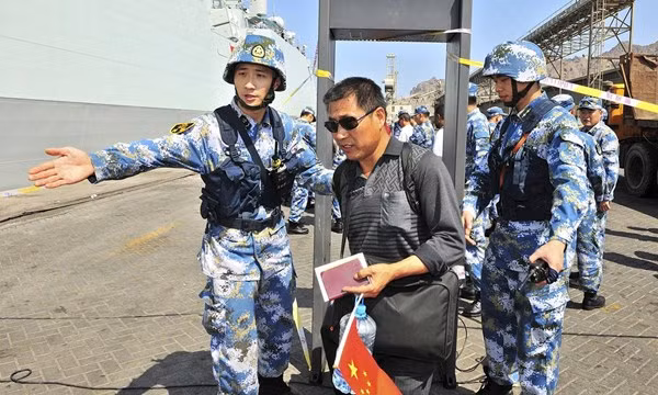 Lính TQ giải cứu công dân TQ ở Yemen