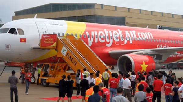 Một giám đốc sàm sỡ 4 nữ tiếp viên trên cùng chuyến bay