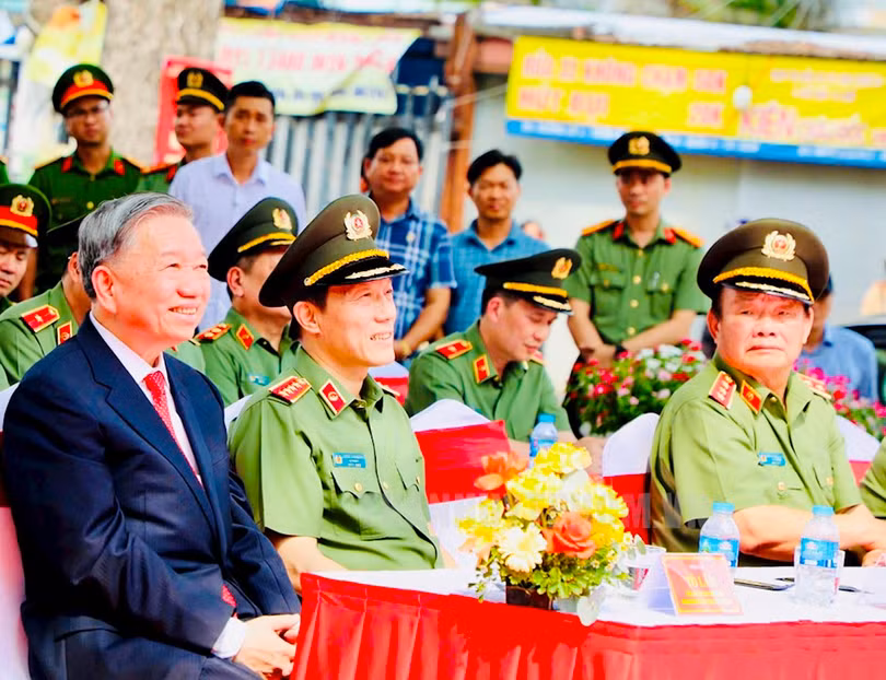 Thanh uy HCM.JPG