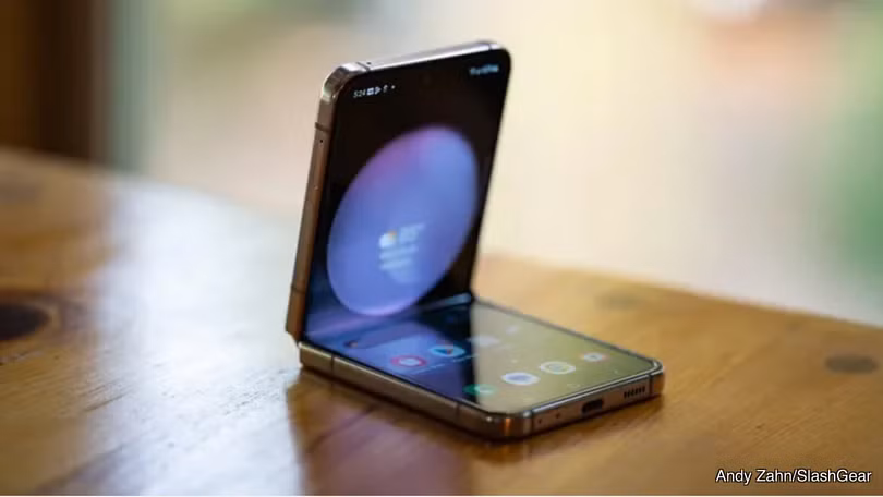 Smartphone gập 3.png