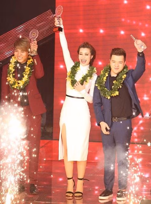 Team Đông Nhi - Đỗ Hiếu - Mike Hàođoạt ngôi quán quân The Remix